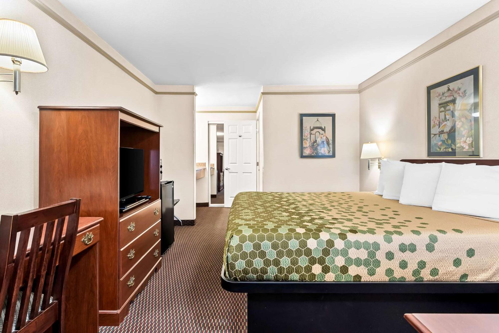 Surestay Hotel By Best Western Castro Valley Exterior photo